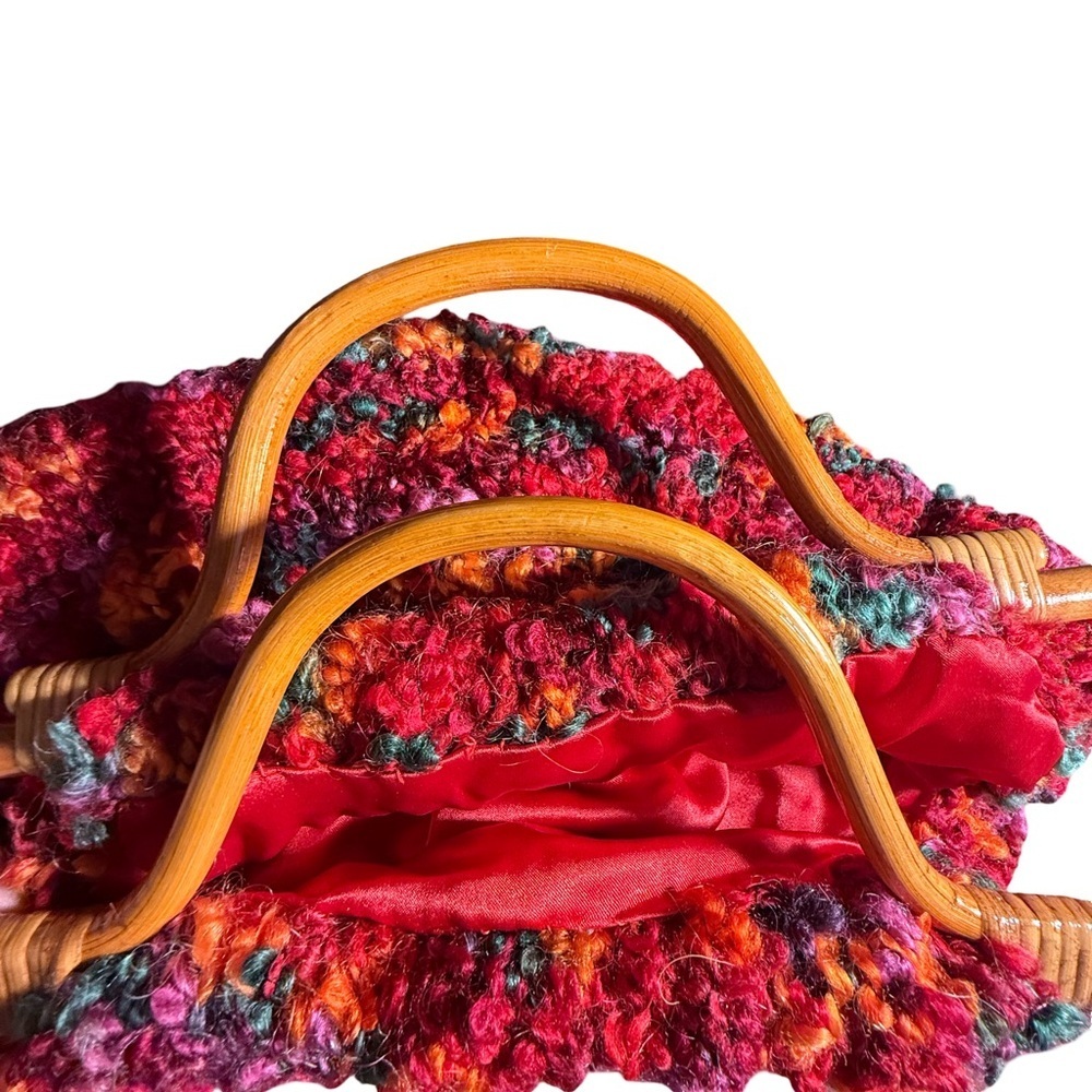 Handmade Crochet Boho Bag Multicolor Chunky Knit w/ Wooden Handles Vintage Style - Picture 3 of 5
